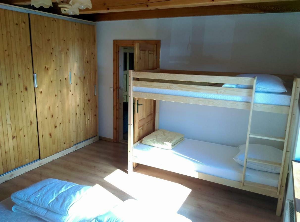 Apartman Pod Kalvariou - Rodinny Dom Banská Štiavnica エクステリア 写真